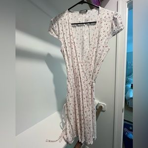 Brandy Melville Robbie Dress